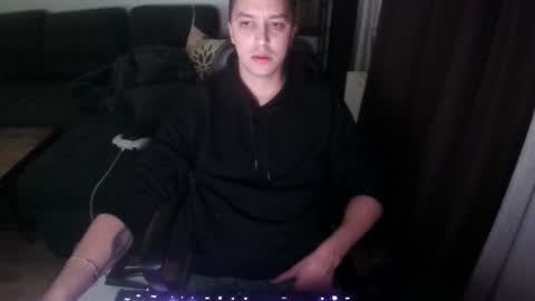 Snapshot of fululandready chatting on 02/08/25, 07:37 fullandready online show from 02/08/25, 07:37