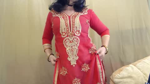 Snapshot of fun4tips chatting on 02/01/25, 06:43 Fun4Tips online show from 02/01/25, 06:43