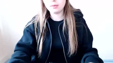 Emma online show from 06/16/26, 08:06