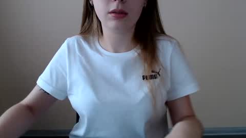 Emma online show from 06/22/26, 07:05