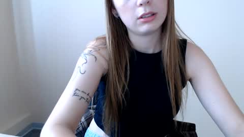 Emma online show from 07/23/26, 12:14