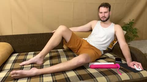 Snapshot of funky_drummer chatting on 09/14/25, 04:17 Bogdan online show from 09/14/25, 04:17