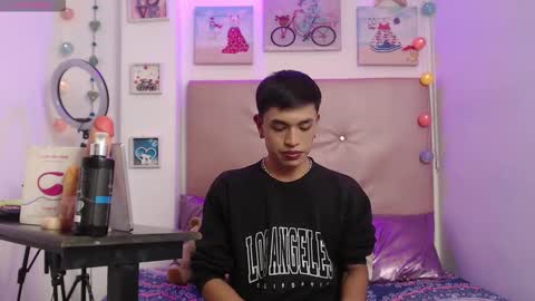 funny_and_horny online show from 11/11/25, 03:28