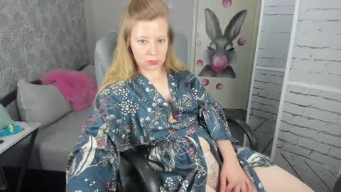 Snapshot of funny_bunny4 chatting on 01/19/25, 03:32 funny_bunny4 online show from 01/19/25, 03:32