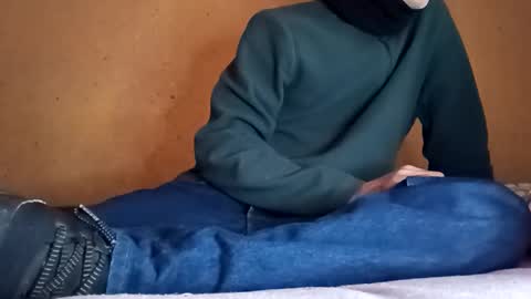 Italian men online show from 12/18/24, 08:31