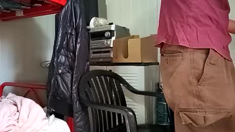 Italian men online show from 10/24/25, 10:22