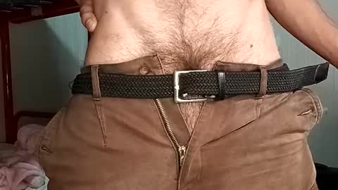 Italian men online show from 10/27/25, 11:03