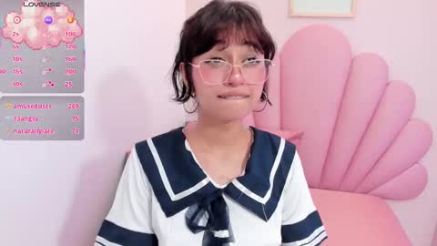 Snapshot of funny_samy chatting on 02/25/25, 11:44 Samantha online show from 02/25/25, 11:44