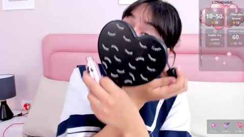 Snapshot of funny_samy chatting on 10/16/25, 01:01 Samantha online show from 10/16/25, 01:01