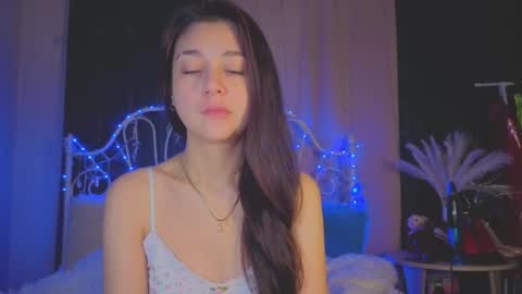 Tiffany online show from 12/14/25, 01:22