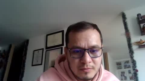 Snapshot of funnyboys18 chatting on 12/27/24, 06:53 Zanty online show from 12/27/24, 06:53