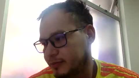 Snapshot of funnyboys18 chatting on 09/09/25, 05:45 Zanty online show from 09/09/25, 05:45