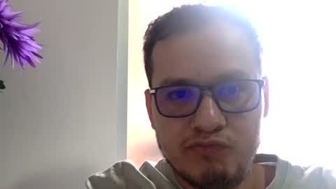 Snapshot of funnyboys18 chatting on 11/11/25, 07:03 Zanty online show from 11/11/25, 07:03