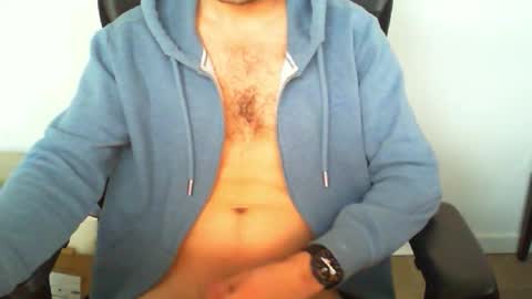 YWhiteNiceMan online show from 11/12/25, 10:26