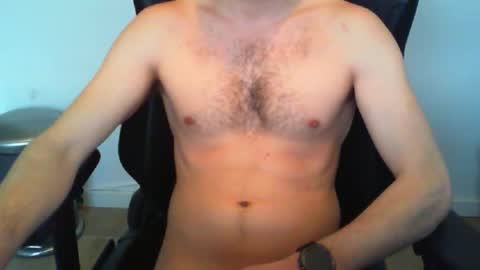 YWhiteNiceMan online show from 02/03/26, 09:36