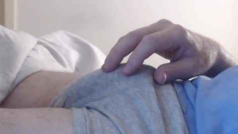 funtime072 online show from 10/22/25, 10:59