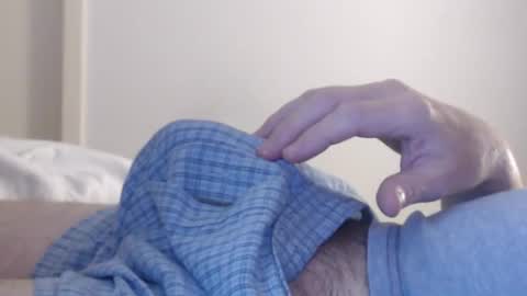 funtime072 online show from 10/29/25, 11:23