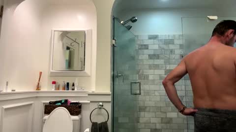 Snapshot of funtimes4us32 chatting on 12/07/24, 05:09 Funtimes4us32 online show from 12/07/24, 05:09