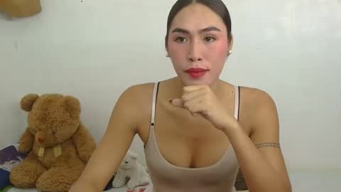 Snapshot of furbby_foxy chatting on 03/09/26, 01:42 LIL LEE online show from 03/09/26, 01:42