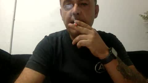 Snapshot of futbolin95 chatting on 11/10/25, 05:56 futbolin95 online show from 11/10/25, 05:56