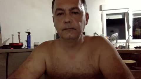 Snapshot of futbolin95 chatting on 11/29/25, 06:33 futbolin95 online show from 11/29/25, 06:33