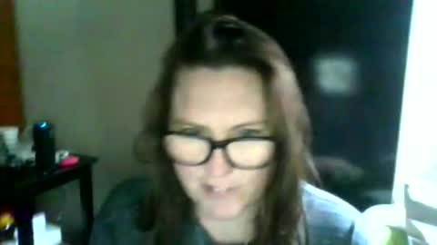 fuzzypeaches87 online show from 04/05/26, 04:04