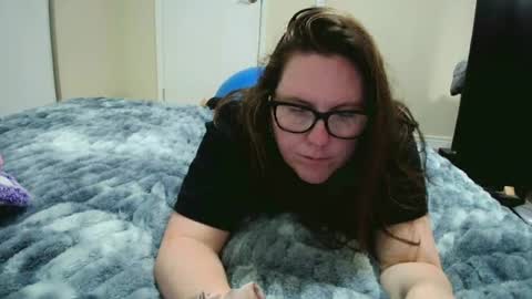 fuzzypeaches87 online show from 07/24/26, 04:27