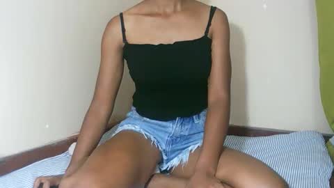 Snapshot of fyah1027 chatting on 10/04/25, 06:39 fyah1027 online show from 10/04/25, 06:39