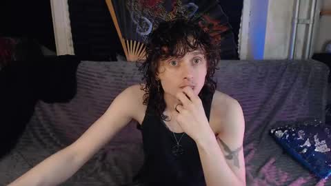 Ian online show from 06/06/26, 08:57