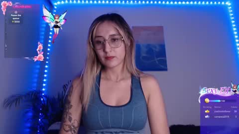 Snapshot of gabb_rioss chatting on 02/12/25, 12:05 Gabriela online show from 02/12/25, 12:05