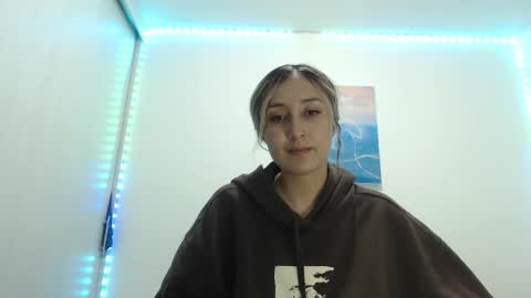 Snapshot of gabb_rioss chatting on 11/10/25, 12:09 Gabriela online show from 11/10/25, 12:09