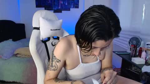 gabbie_kook online show from 10/11/25, 07:12