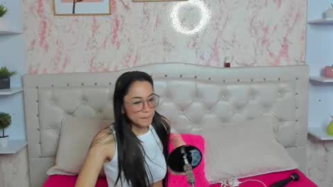 Snapshot of gabbieskinny chatting on 11/10/25, 02:16 gabbieskinny online show from 11/10/25, 02:16