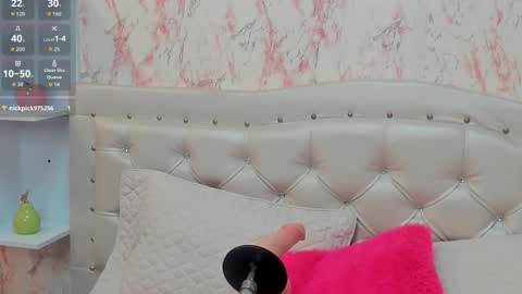 Snapshot of gabbieskinny chatting on 11/15/25, 03:52 gabbieskinny online show from 11/15/25, 03:52