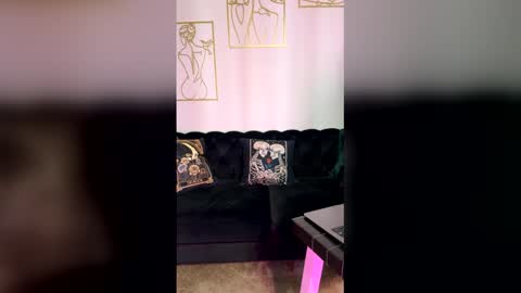 Snapshot of gabbivtate chatting on 06/03/26, 02:25 Gabbi Von Tate online show from 06/03/26, 02:25