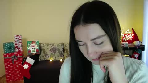 Jaklin online show from 12/19/24, 01:29