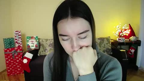 Jaklin online show from 12/28/24, 01:59