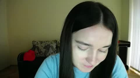 Snapshot of gabby_di chatting on 09/24/25, 08:39 Jaklin online show from 09/24/25, 08:39