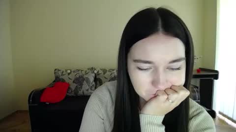 Snapshot of gabby_di chatting on 09/27/25, 09:03 Jaklin online show from 09/27/25, 09:03