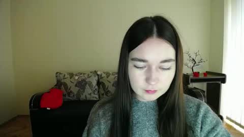 Snapshot of gabby_di chatting on 10/04/25, 09:18 Jaklin online show from 10/04/25, 09:18