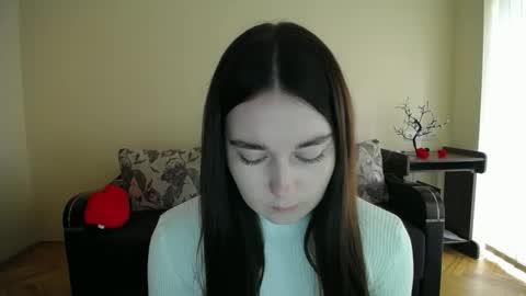 Snapshot of gabby_di chatting on 10/18/25, 08:26 Jaklin online show from 10/18/25, 08:26