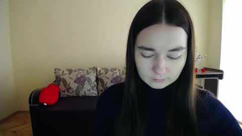 Snapshot of gabby_di chatting on 10/19/25, 08:48 Jaklin online show from 10/19/25, 08:48