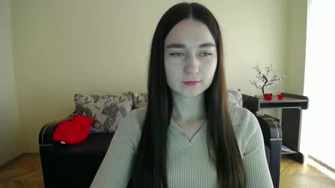 Snapshot of gabby_di chatting on 10/24/25, 09:06 Jaklin online show from 10/24/25, 09:06