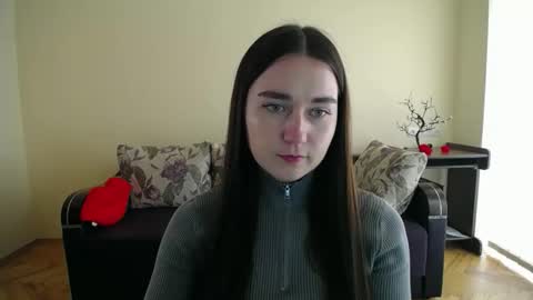 Snapshot of gabby_di chatting on 10/28/25, 09:57 Jaklin online show from 10/28/25, 09:57