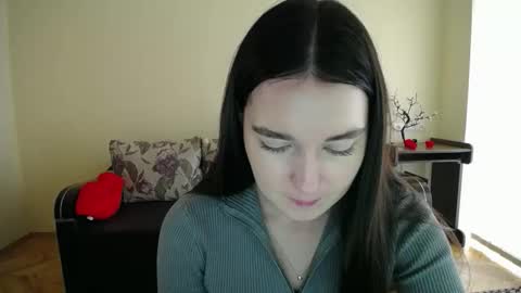 Snapshot of gabby_di chatting on 11/11/25, 09:20 Jaklin online show from 11/11/25, 09:20