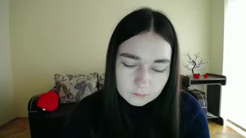 Snapshot of gabby_di chatting on 11/28/25, 09:34 Jaklin online show from 11/28/25, 09:34