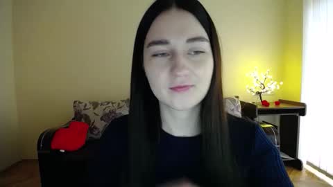 Snapshot of gabby_di chatting on 12/01/25, 09:25 Jaklin online show from 12/01/25, 09:25