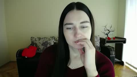 Snapshot of gabby_di chatting on 12/03/25, 09:40 Jaklin online show from 12/03/25, 09:40