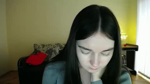 Snapshot of gabby_di chatting on 12/05/25, 09:29 Jaklin online show from 12/05/25, 09:29