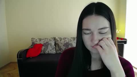 Snapshot of gabby_di chatting on 02/14/26, 09:50 Jaklin online show from 02/14/26, 09:50